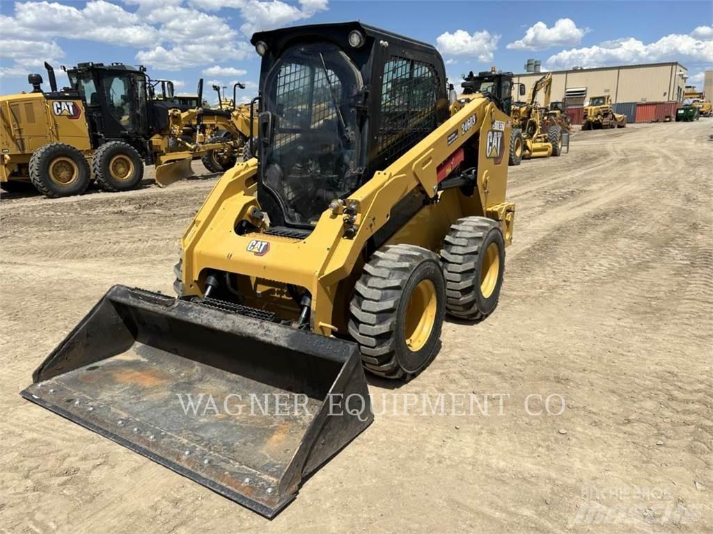 CAT 246D3 滑移装载机