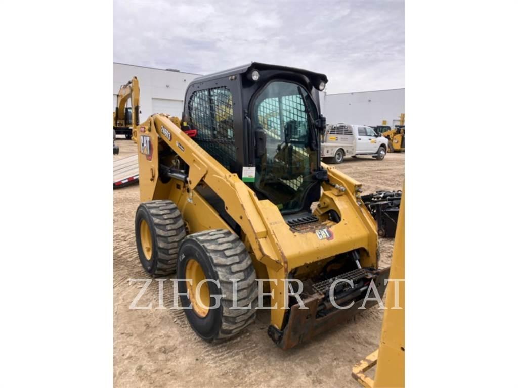 CAT 246D3 滑移装载机