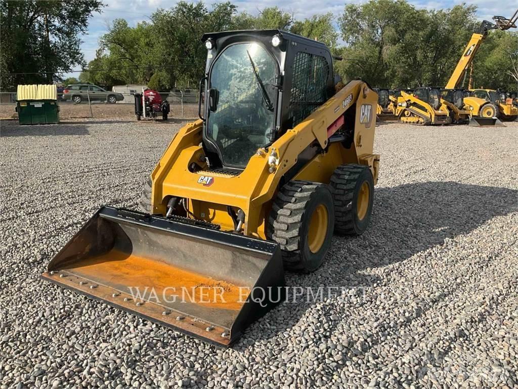 CAT 246D3 滑移装载机