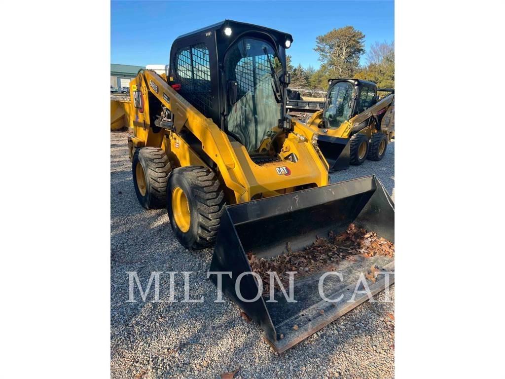 CAT 246D3 滑移装载机