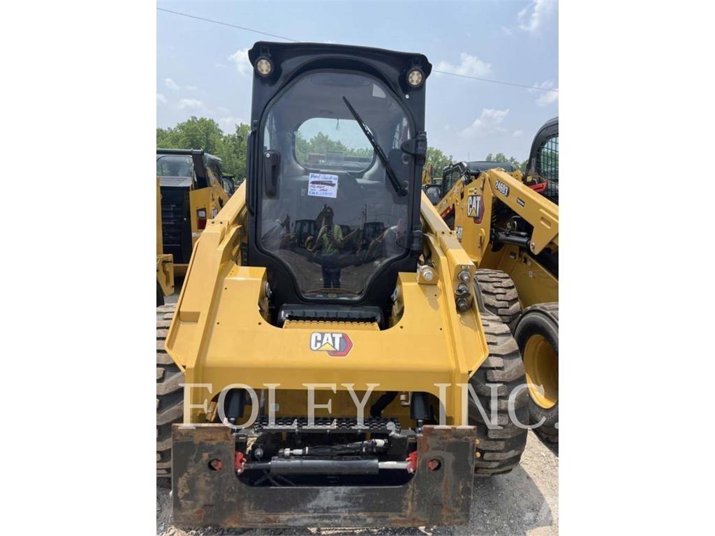 CAT 246D3 滑移装载机