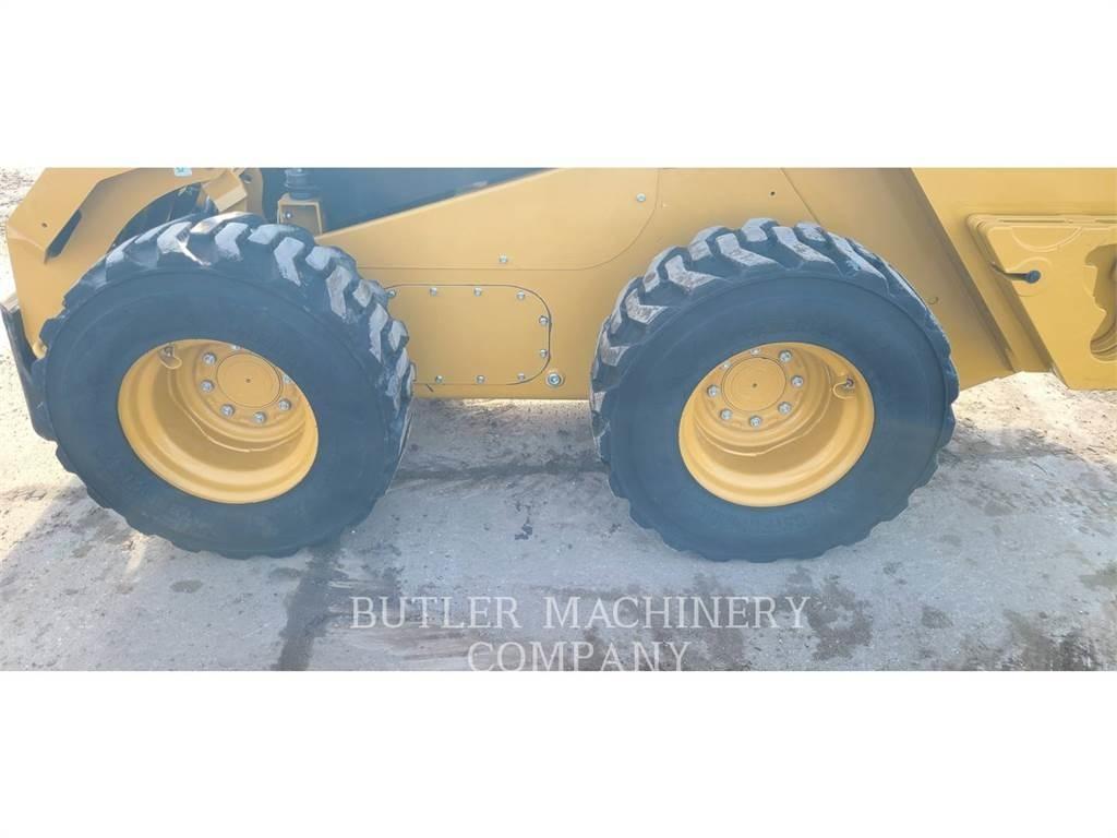 CAT 246D3 C3D3 滑移装载机