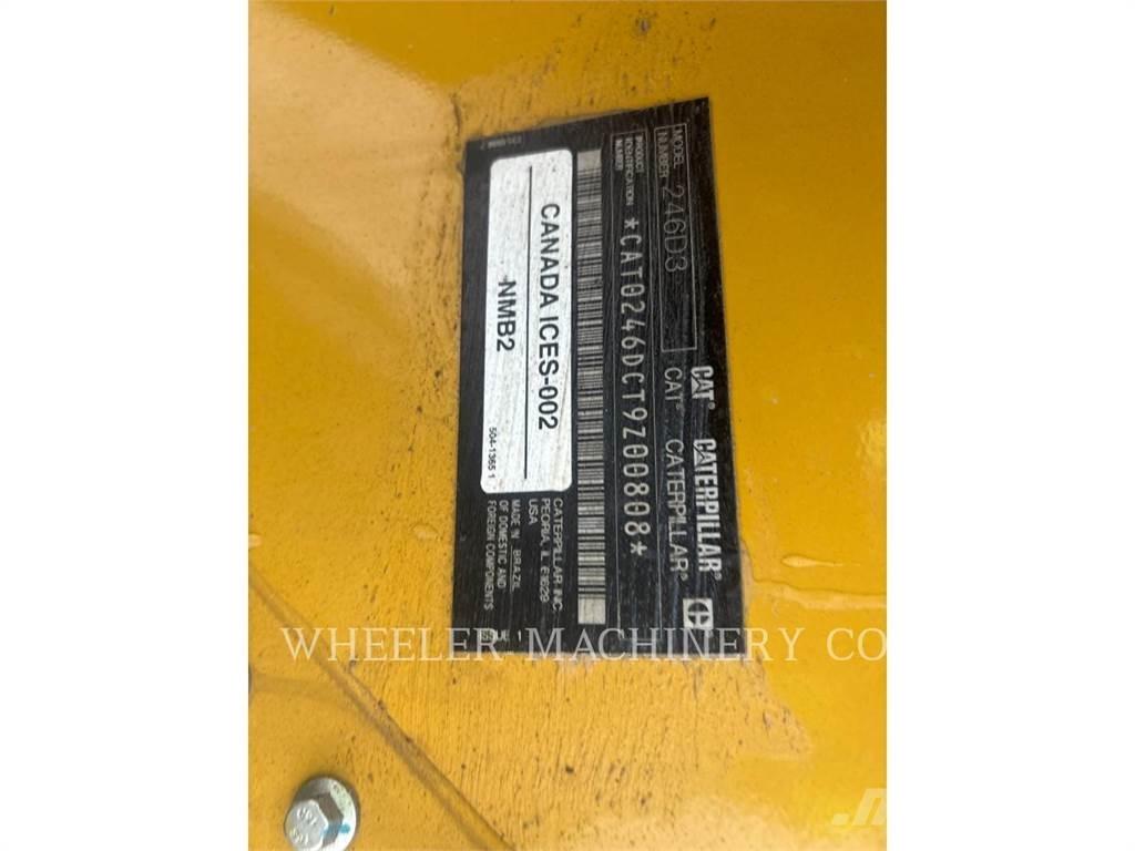 CAT 246D3 C3H2 滑移装载机