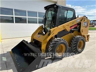 CAT 246D3 C3H2 滑移装载机