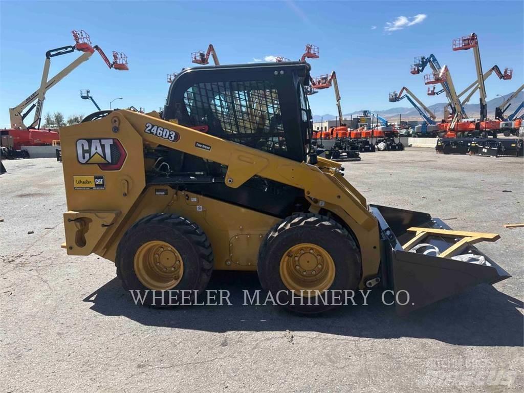 CAT 246D3 C3H2 滑移装载机
