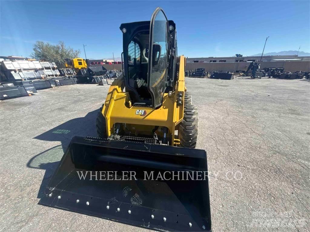 CAT 246D3 C3H2 滑移装载机