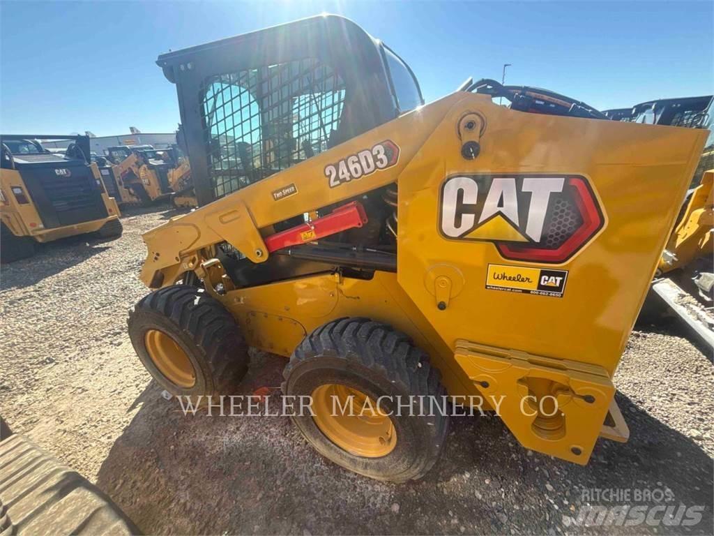 CAT 246D3 C3H2 滑移装载机