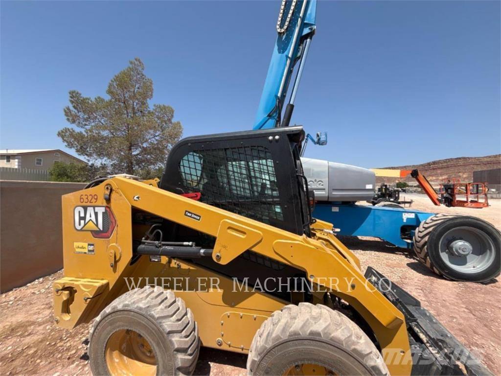 CAT 246D3 C3H2 滑移装载机