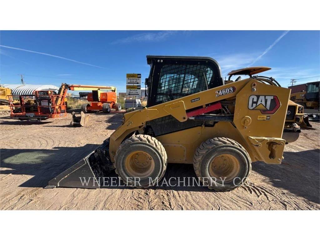 CAT 246D3 C3H2 滑移装载机