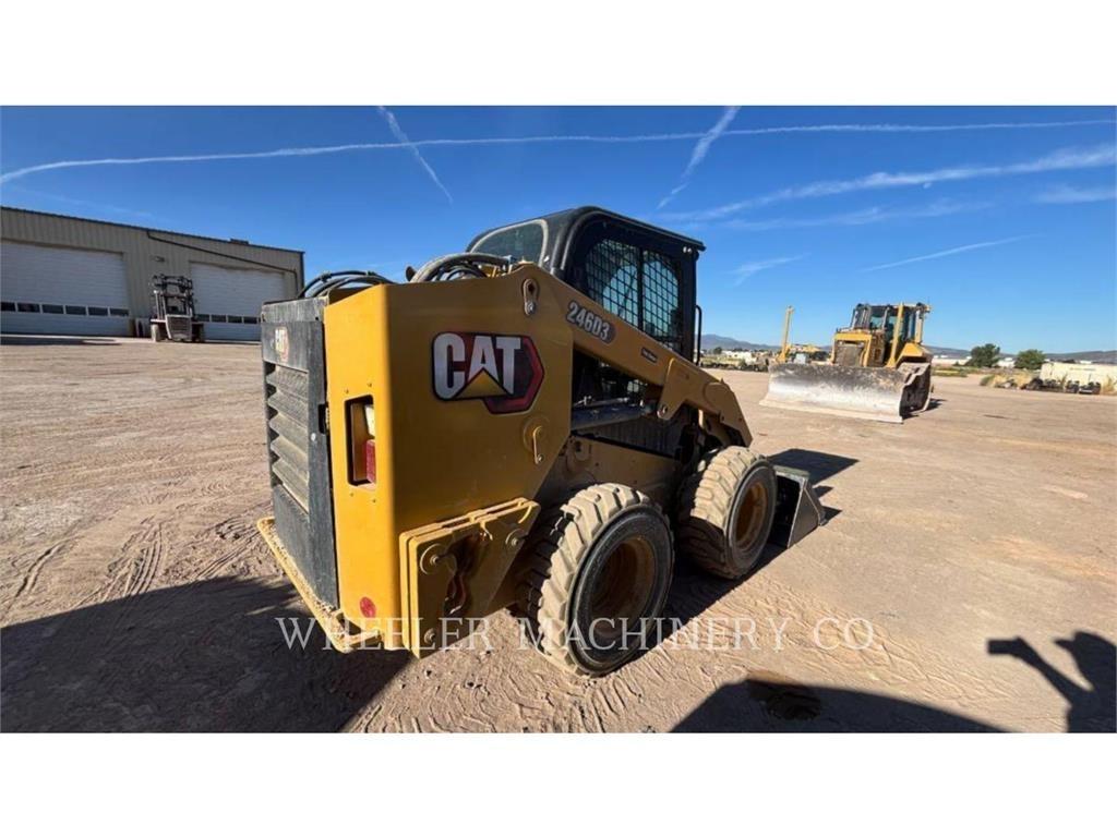 CAT 246D3 C3H2 滑移装载机