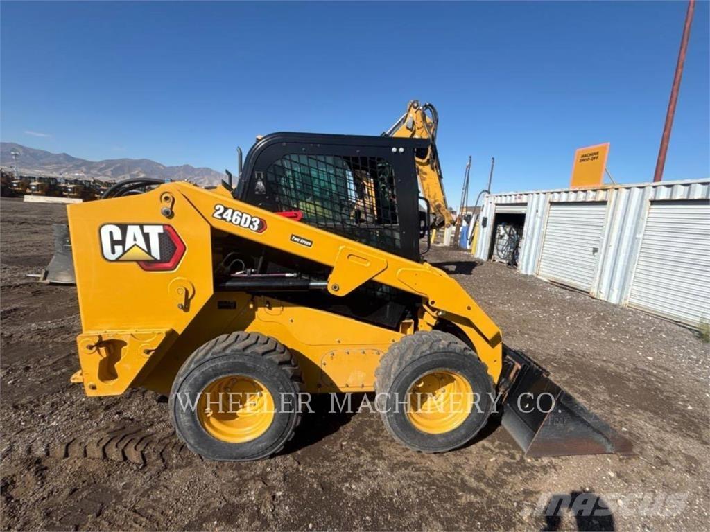 CAT 246D3 C3H2 滑移装载机