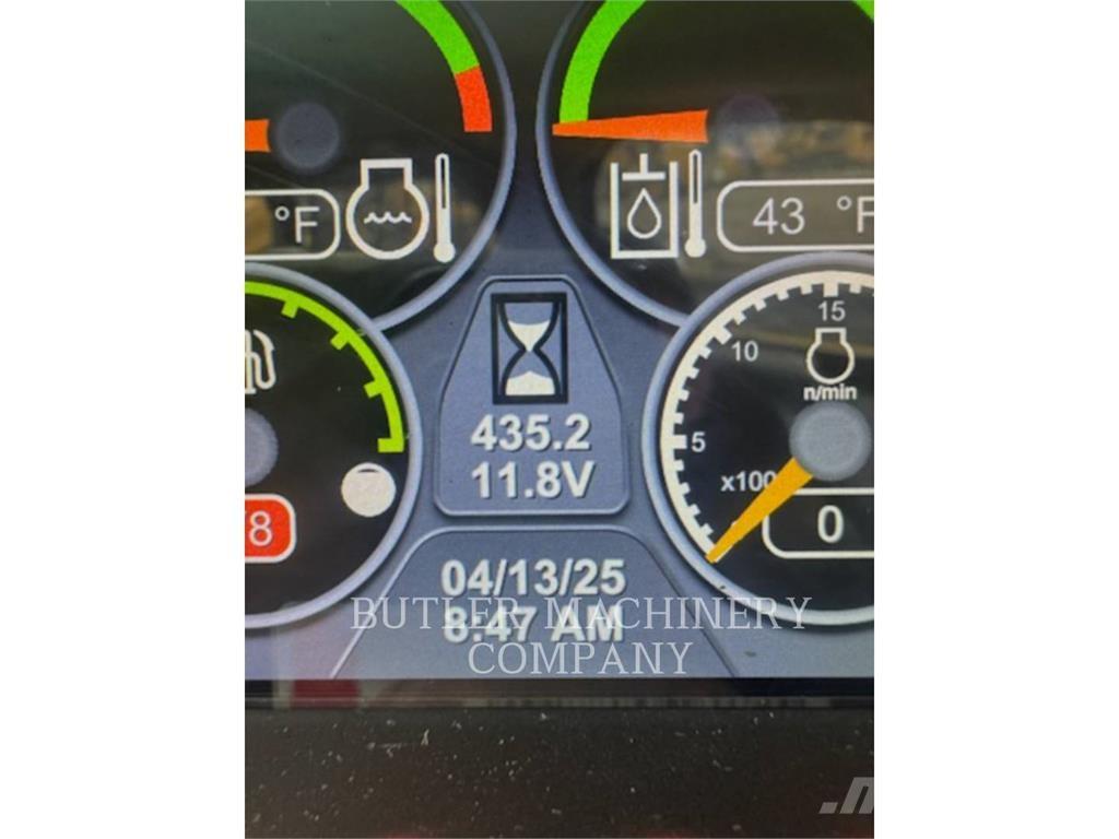 CAT 246D3 C3H3 滑移装载机