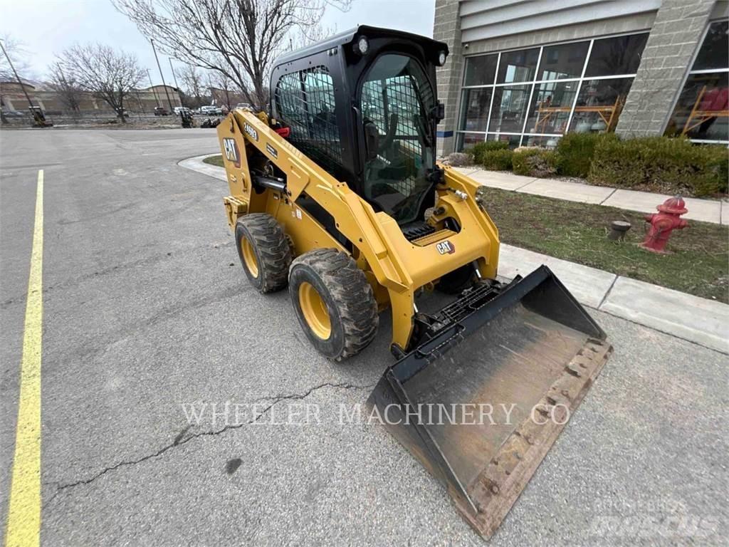 CAT 246D3 C3HF 滑移装载机