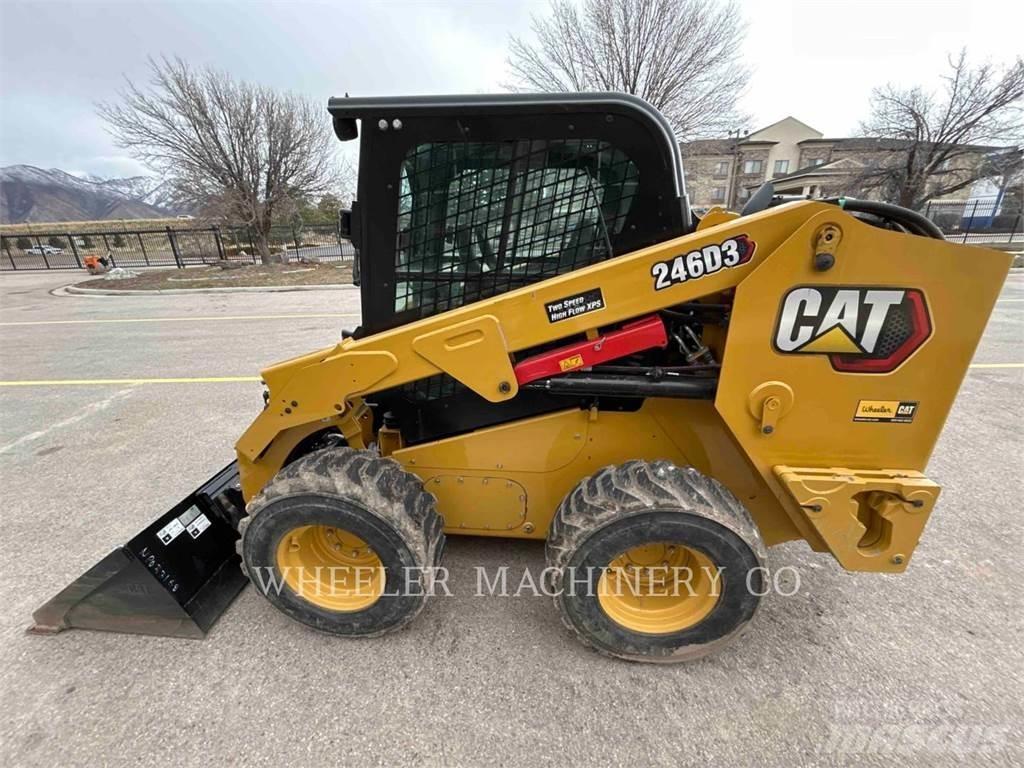 CAT 246D3 C3HF 滑移装载机
