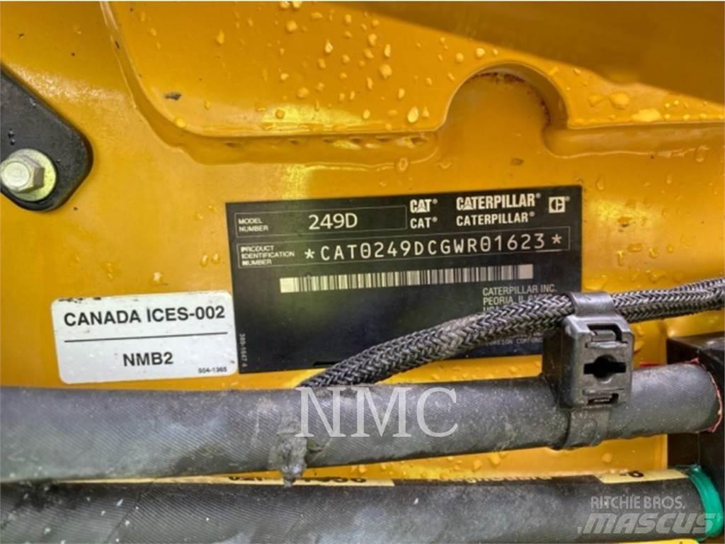 CAT 249D 滑移装载机