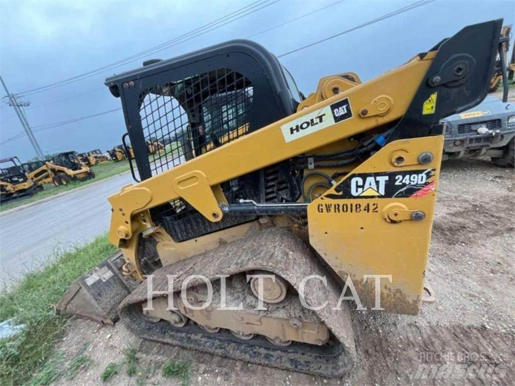 CAT 249D 滑移装载机