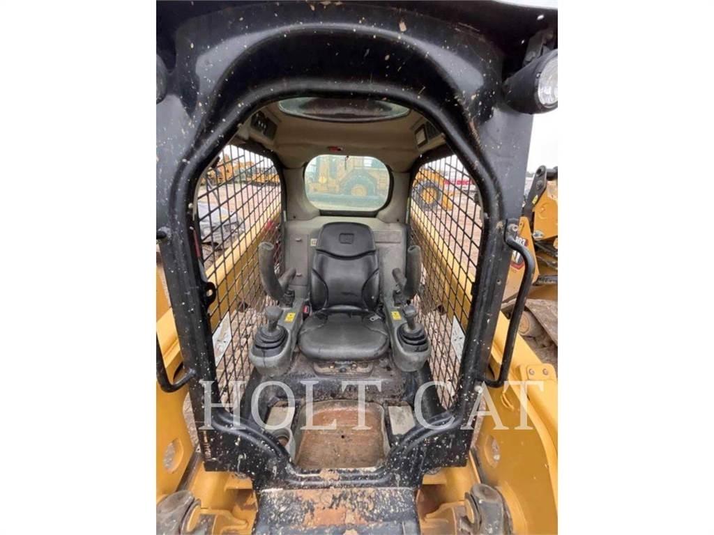 CAT 249D 滑移装载机