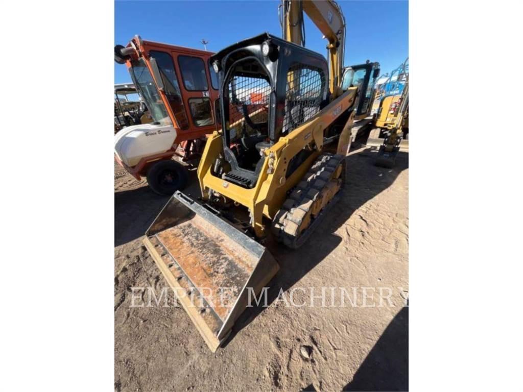 CAT 249D3 滑移装载机