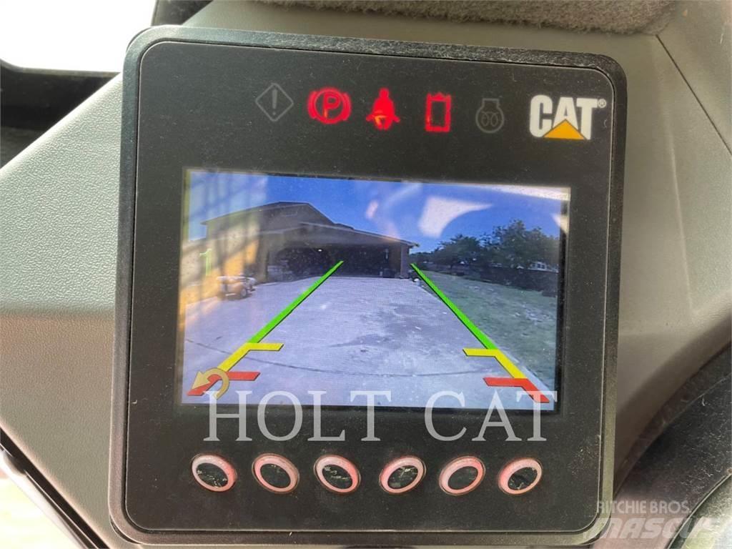 CAT 249D3 履带式装载机