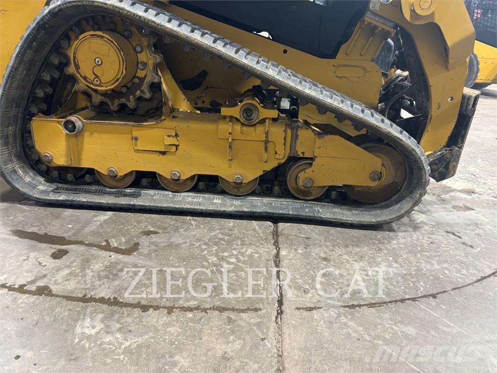 CAT 249D3 履带式装载机