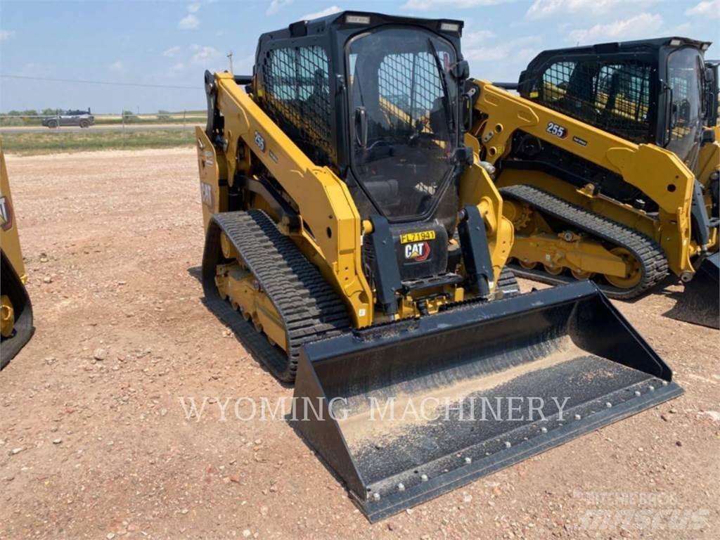 CAT 255 滑移装载机
