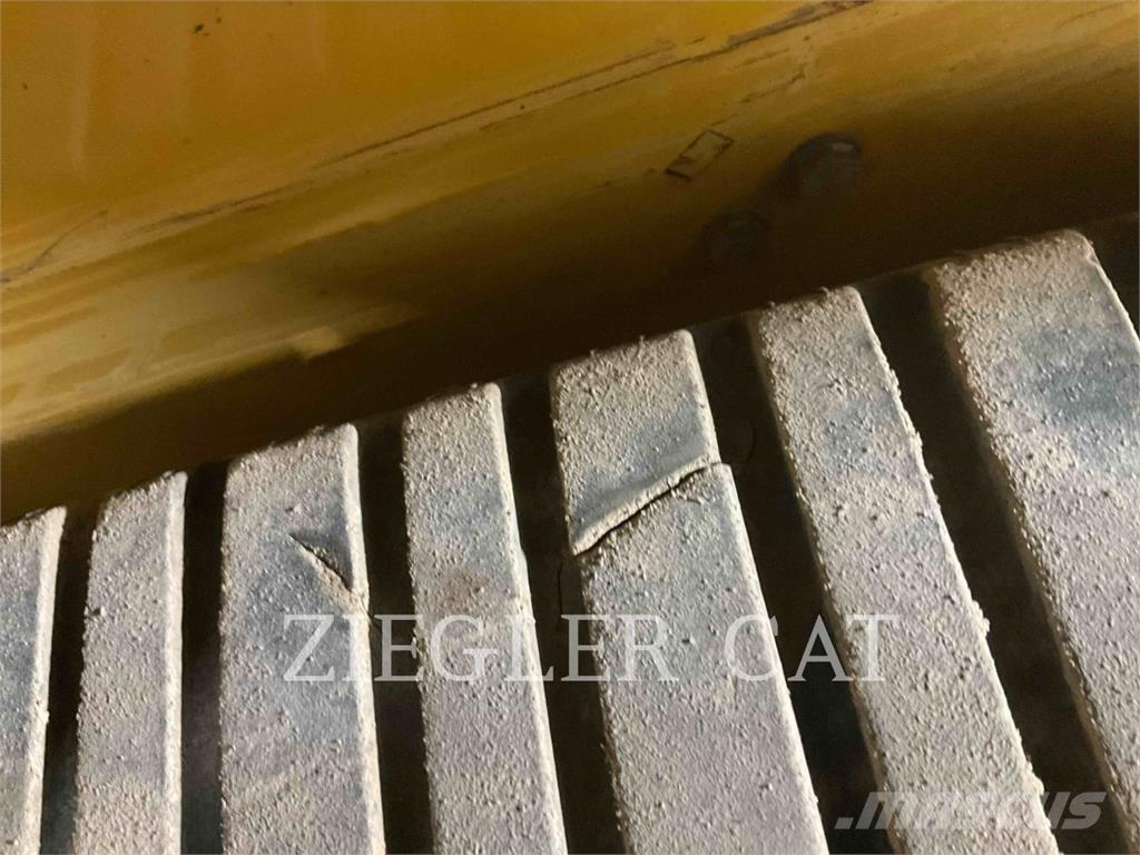 CAT 255 履带式装载机