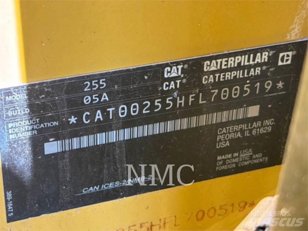 CAT 255-05 履带式装载机