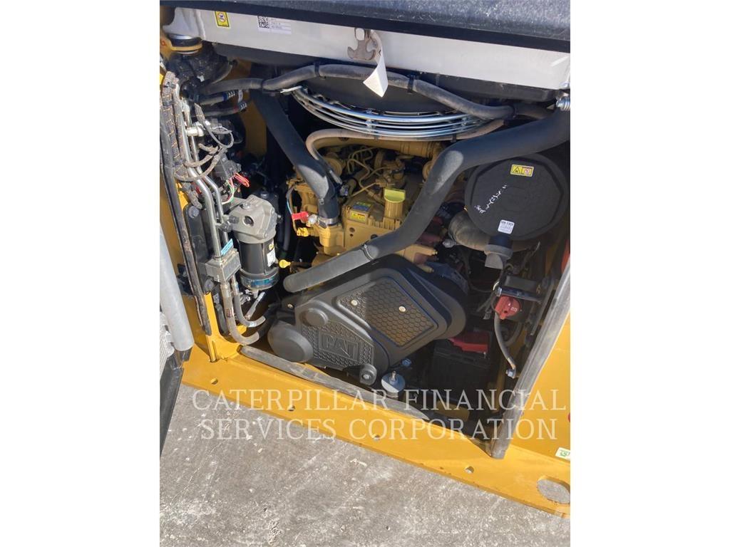 CAT 255-05 履带式装载机