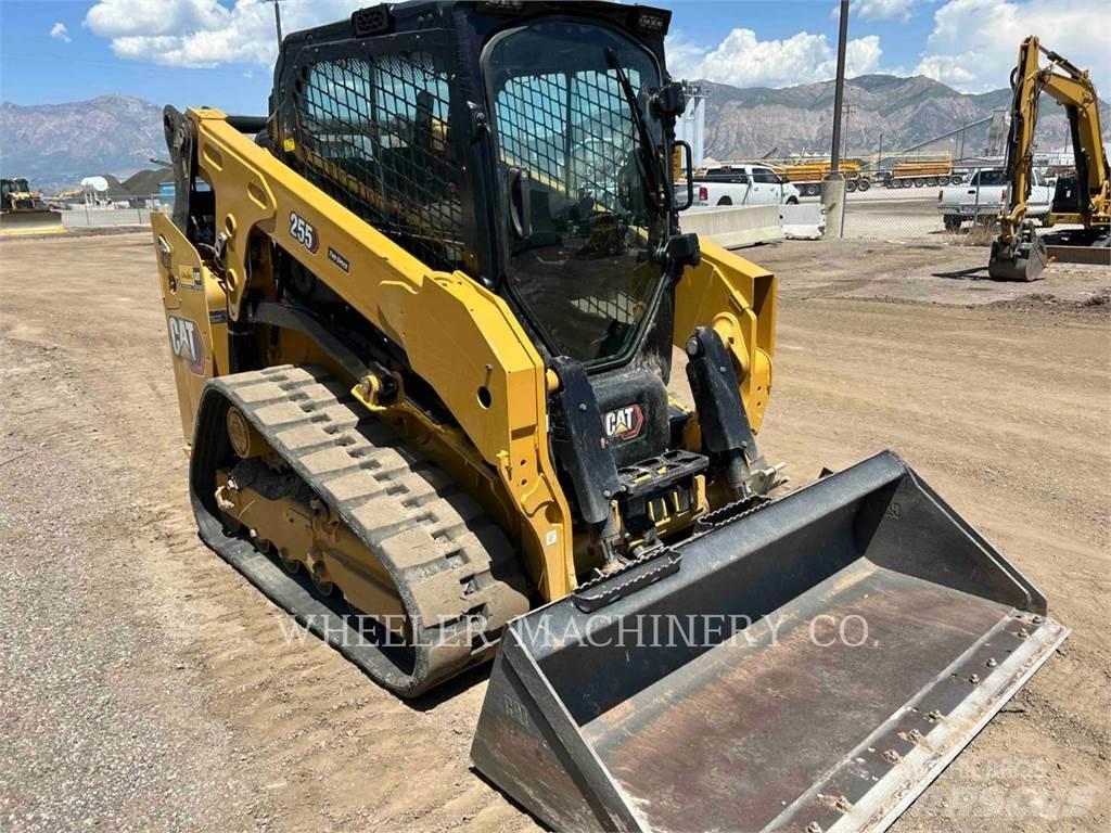 CAT 255 C3H2 履带式装载机
