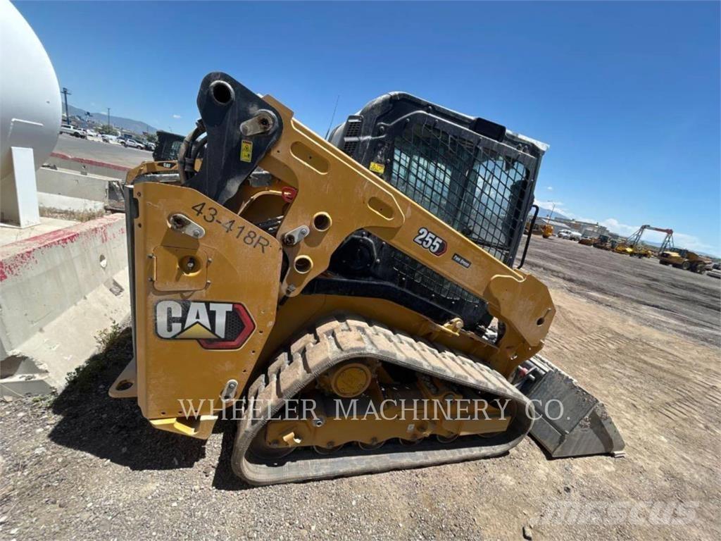 CAT 255 C3H2 履带式装载机