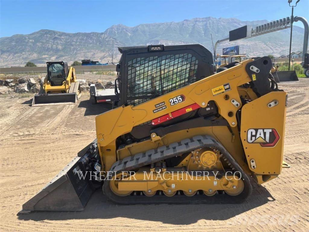 CAT 255 C3HF 履带式装载机