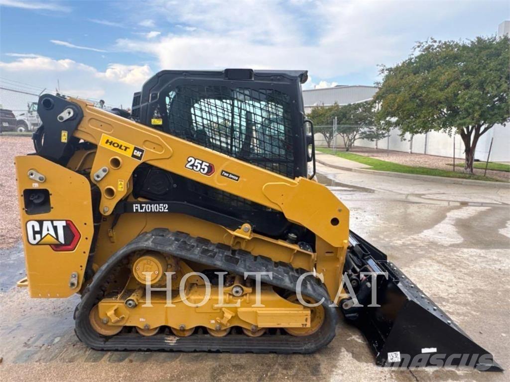 CAT 255 CAB 滑移装载机