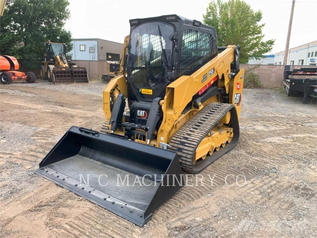 CAT 255 HP3CB 滑移装载机