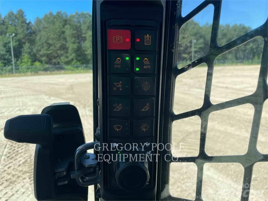 CAT 25505 履带式装载机