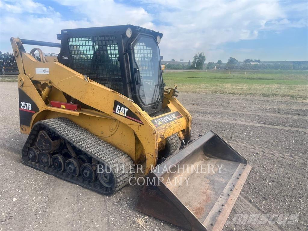 CAT 257B 履带式装载机