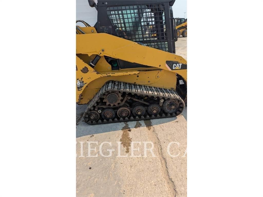 CAT 257B3 履带式装载机