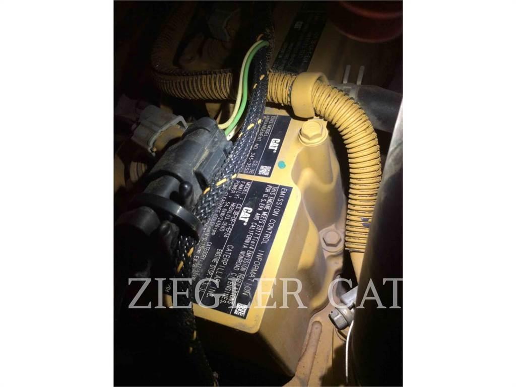 CAT 257D 履带式装载机