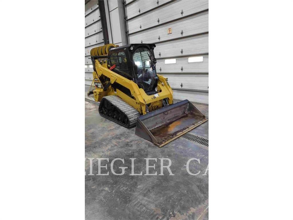 CAT 257D 履带式装载机
