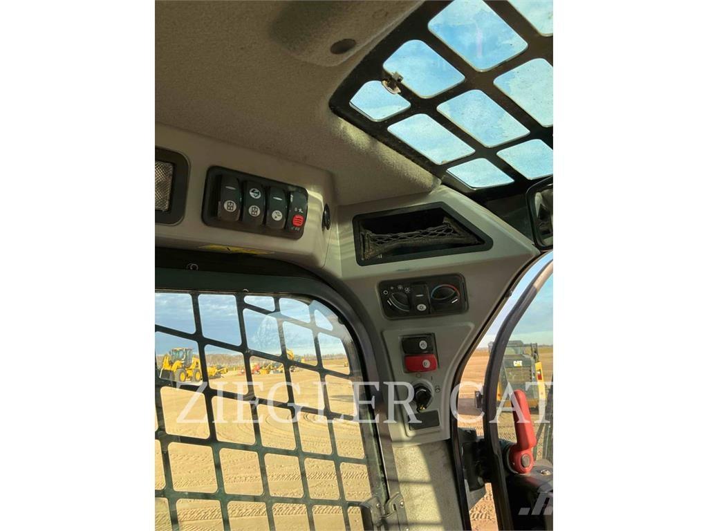 CAT 257D 履带式装载机