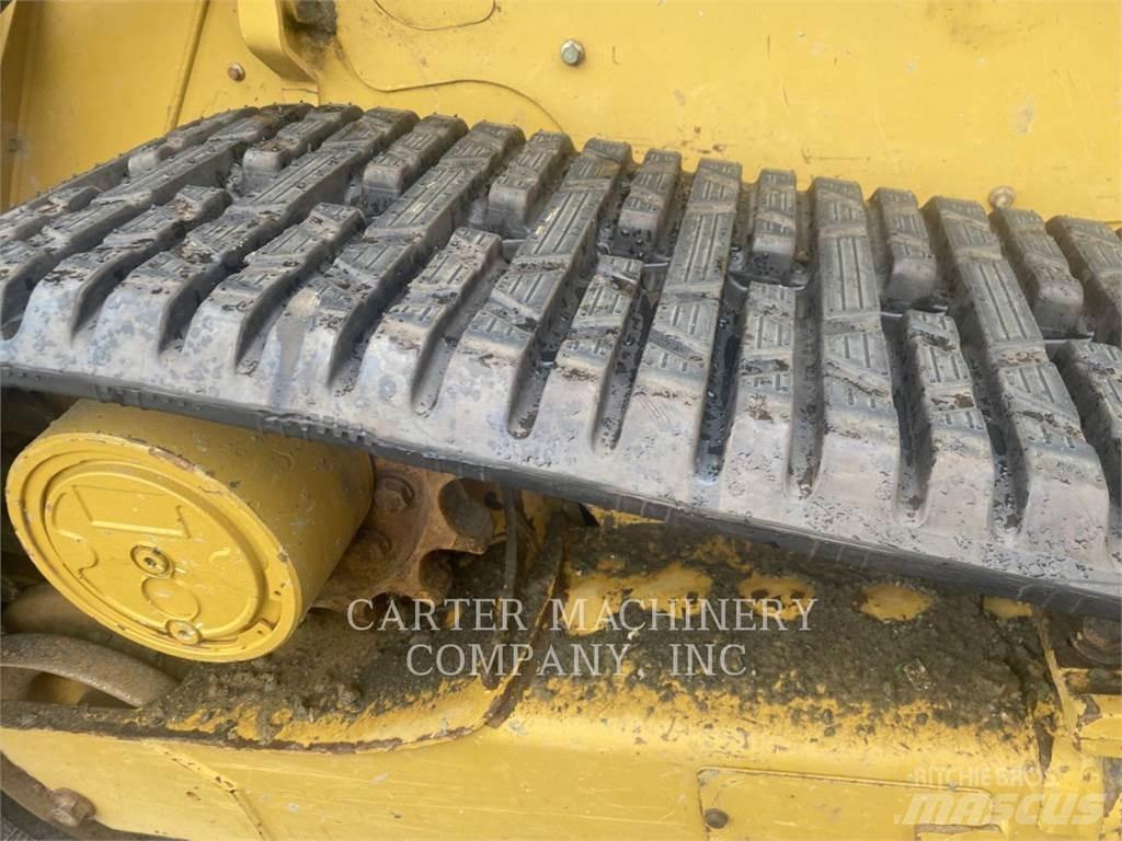 CAT 259D 滑移装载机