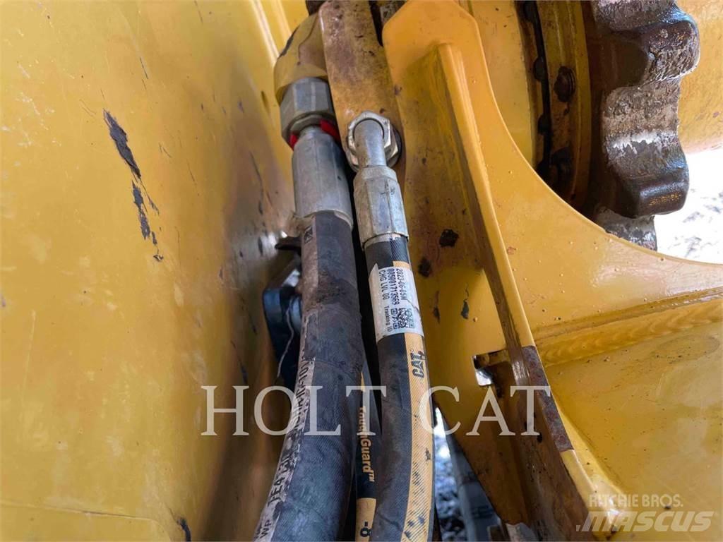 CAT 259D CAB 滑移装载机