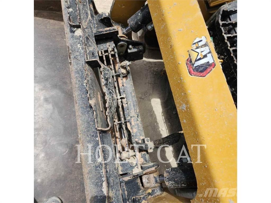 CAT 259D CAB 滑移装载机