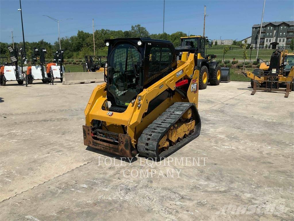 CAT 259D3 滑移装载机