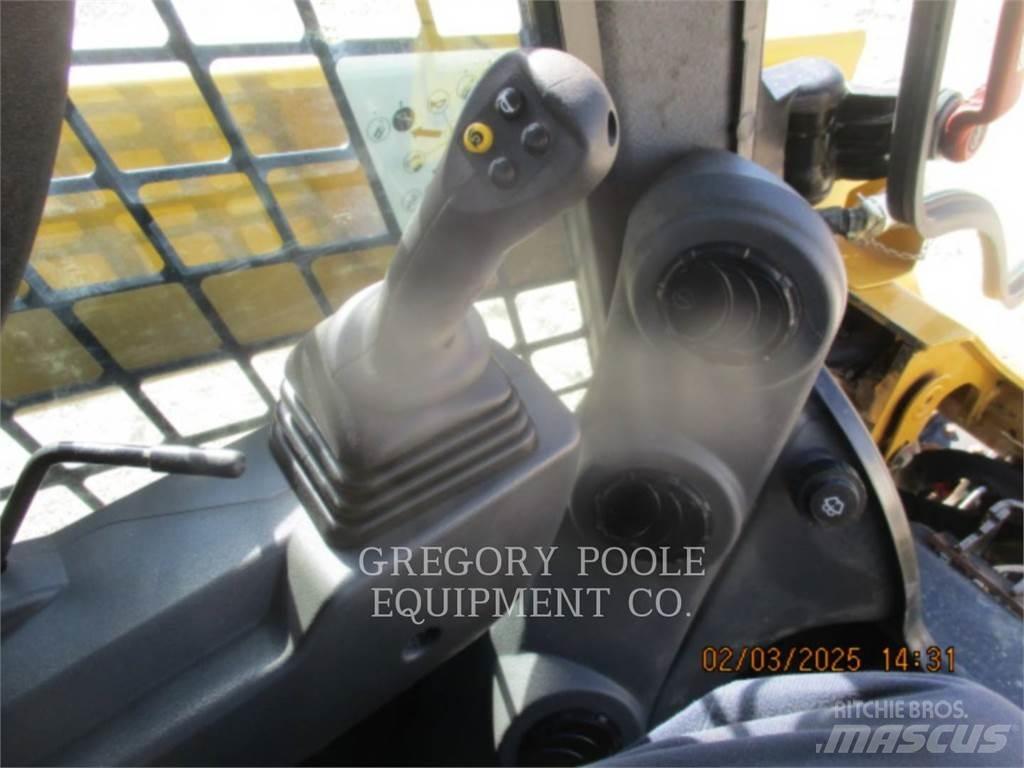 CAT 259D3 履带式装载机