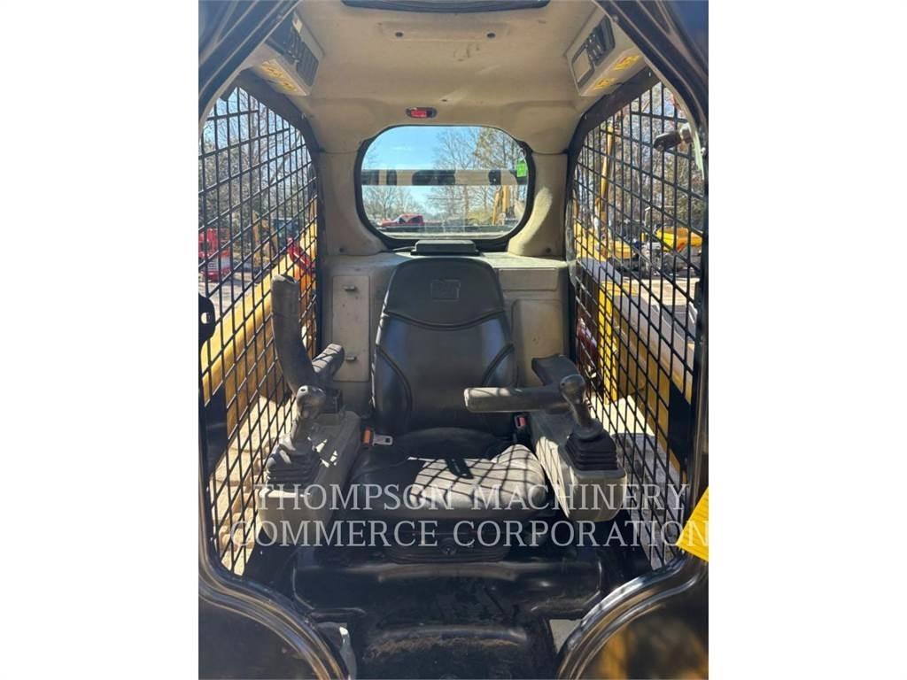 CAT 259D3 履带式装载机