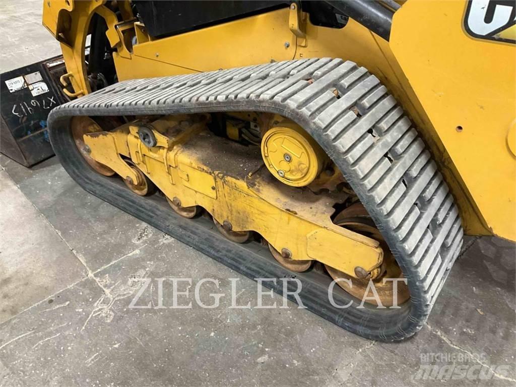 CAT 259D3 履带式装载机