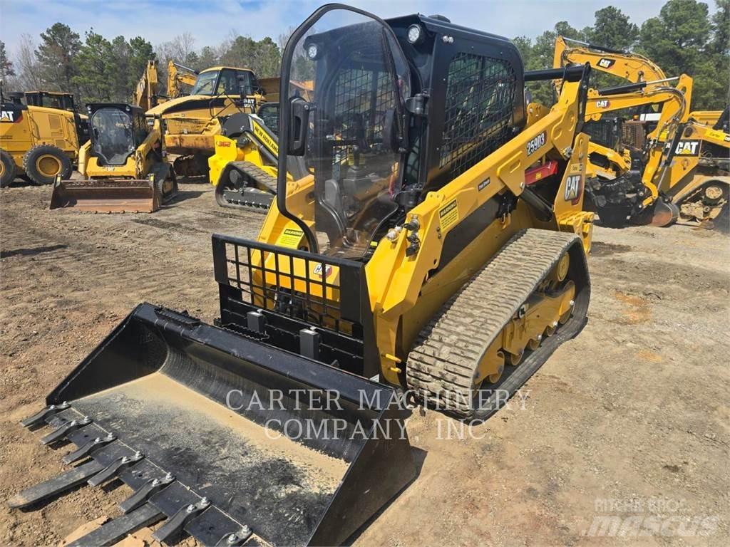 CAT 259D3 滑移装载机