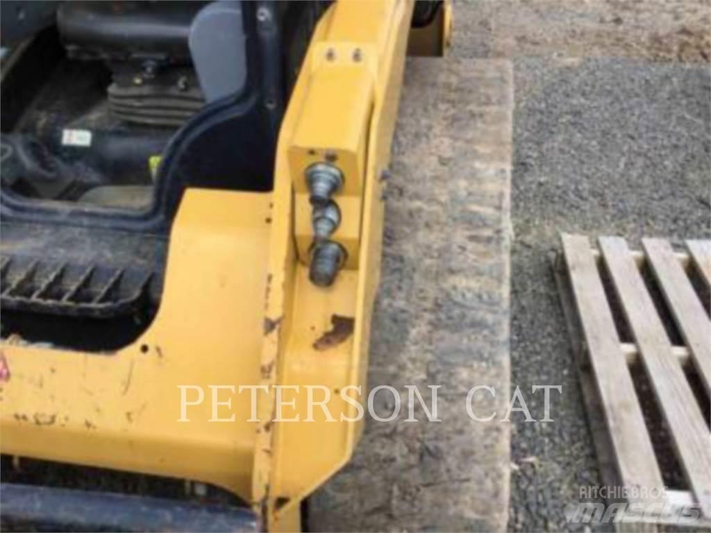 CAT 259D3 滑移装载机