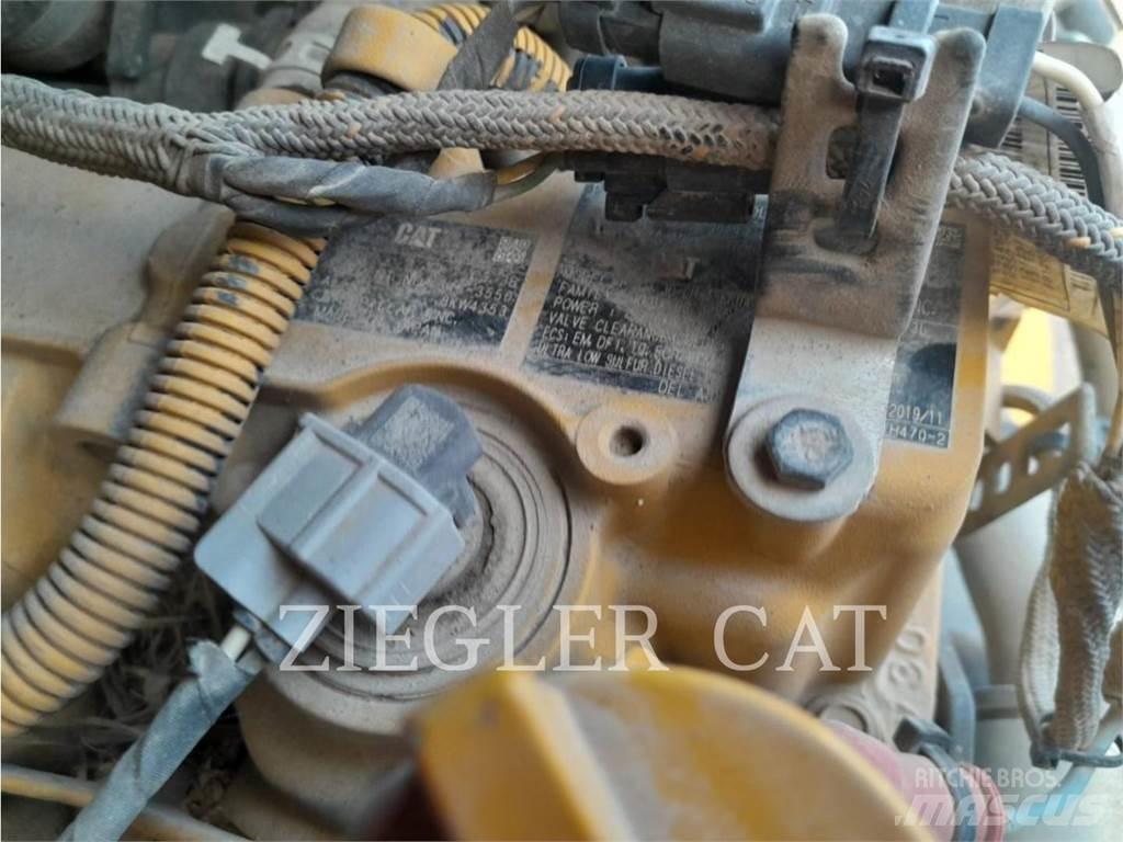 CAT 259D3 履带式装载机