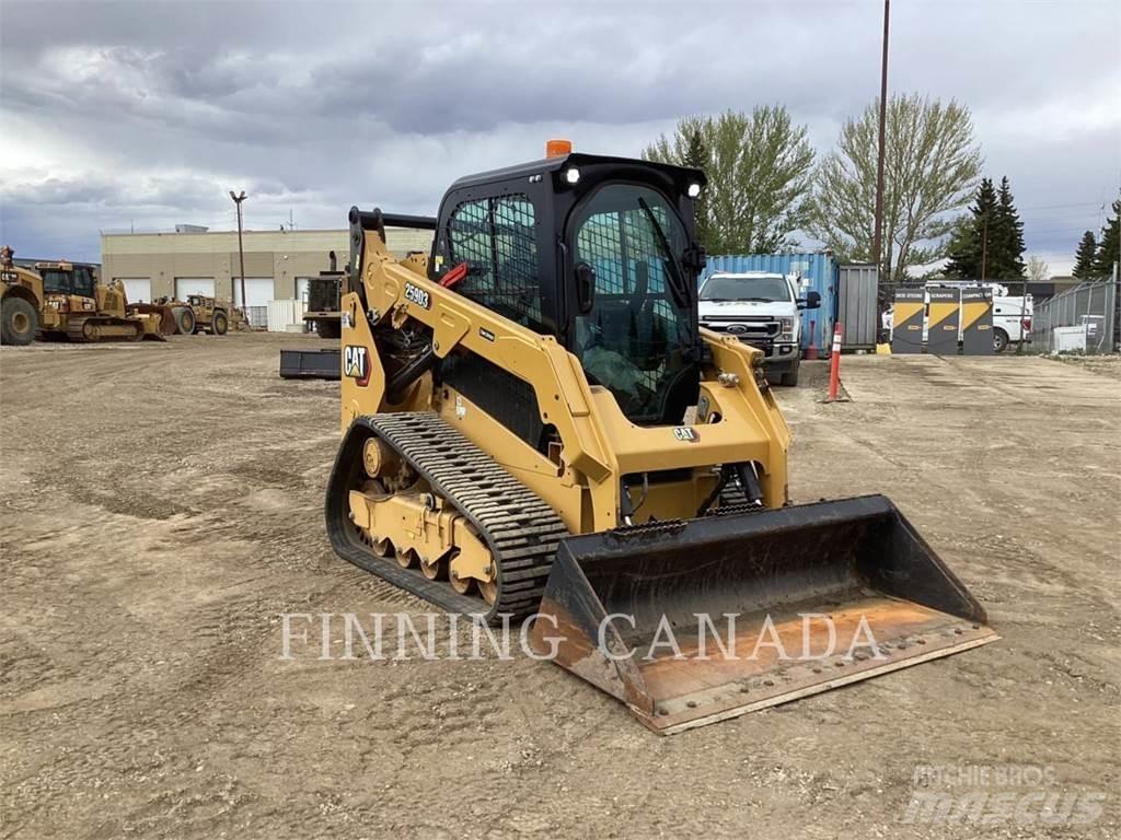 CAT 259D3 履带式装载机